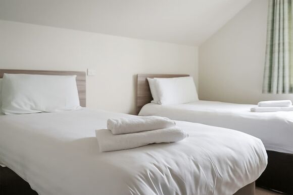 Ocean Tide Villa 3 Hot Tub - Golden Coast Holiday Park, Woolacombe