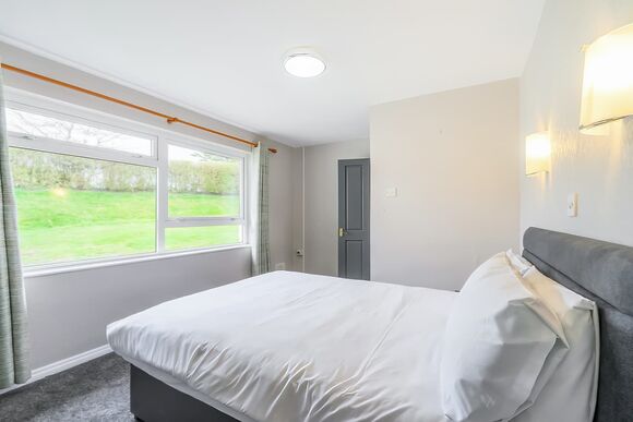 Surf Wave Apartment 2 (Pets Welcome) - Golden Coast Holiday Park, Woolacombe