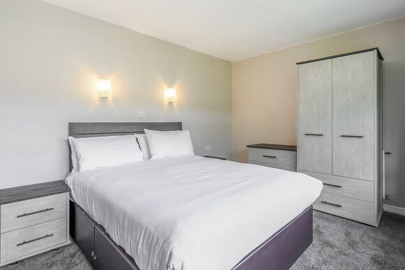 Surf Wave Apartment 2 (Pets Welcome) - Golden Coast Holiday Park, Woolacombe