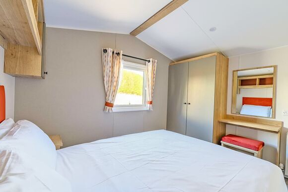 Ocean Wave Caravan (Sleeps 4, Pet Friendly) - Golden Coast Holiday Park, Woolacombe