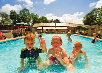 Grondre Holiday Park photo 4