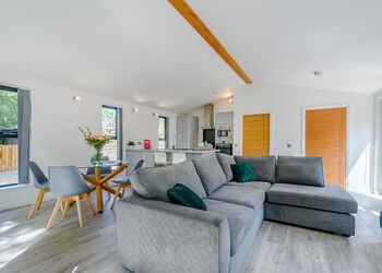 Kingfisher View - Gadgirth Estate Luxury Lodges, Annbank, Ayr