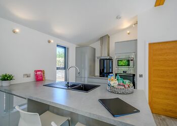 Kingfisher View - Gadgirth Estate Luxury Lodges, Annbank, Ayr