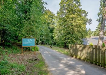 Apple Lodge - Gadgirth Estate Luxury Lodges, Annbank, Ayr