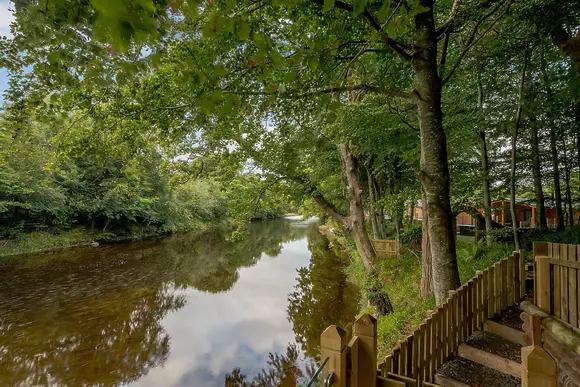 Gadgirth Estate Lodges, Annbank, Ayr