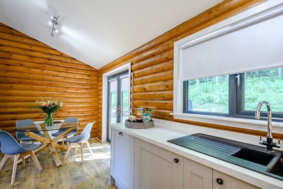 Holly Lodge - Gadgirth Estate Luxury Lodges, Annbank, Ayr