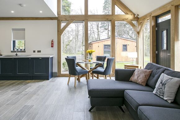 Woodcutters Lodge - Gadgirth Estate Luxury Lodges, Annbank, Ayr