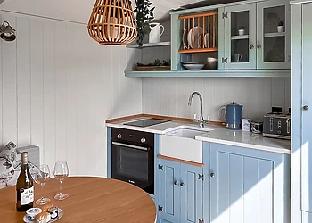 Woodland Hideaway HT - Green Hill Farm Holiday Village, Landford,  Nr Salisbury