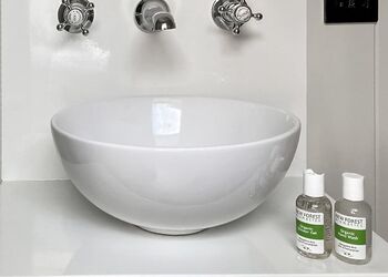 Woodland Hideaway - Green Hill Farm Holiday Village, Landford,  Nr Salisbury