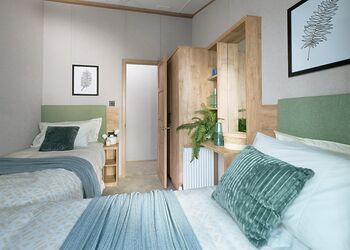 Exclusive Lodge 4 bed HT - Green Hill Farm Holiday Village, Landford,  Nr Salisbury