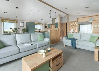 Exclusive Lodge 4 bed HT Pet - Green Hill Farm Holiday Village, Landford,  Nr Salisbury