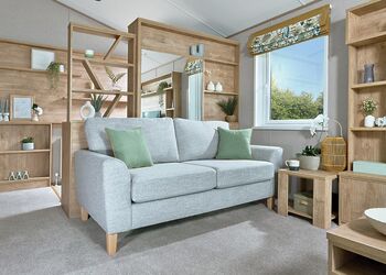 Exclusive Lodge 4 bed HT Pet - Green Hill Farm Holiday Village, Landford,  Nr Salisbury