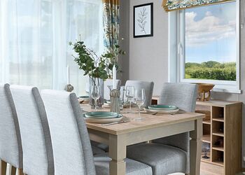 Exclusive Lodge 4 bed HT Pet - Green Hill Farm Holiday Village, Landford,  Nr Salisbury