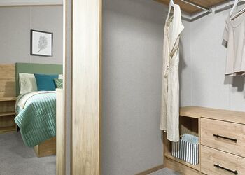 Exclusive Lodge 4 bed HT Pet - Green Hill Farm Holiday Village, Landford,  Nr Salisbury