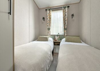 Premium Holiday Home 2 bed HT Pet - Green Hill Farm Holiday Village, Landford,  Nr Salisbury