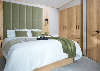 Premium Holiday Home 3 bed HT Pet - Green Hill Farm Holiday Village, Landford,  Nr Salisbury