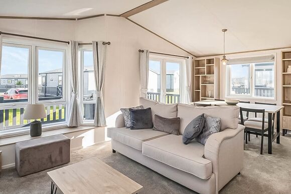 Exclusive Lodge 3 Bed (Pet) HT - Green Hill Farm Holiday Village, Landford,  Nr Salisbury