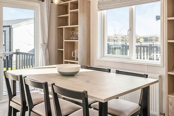 Exclusive Lodge 3 Bed (Pet) HT - Green Hill Farm Holiday Village, Landford,  Nr Salisbury