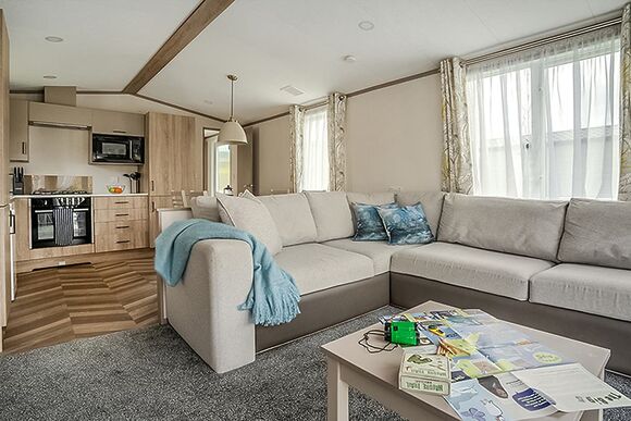 Luxury 3 Bed - Green Hill Farm Holiday Village, Landford,  Nr Salisbury
