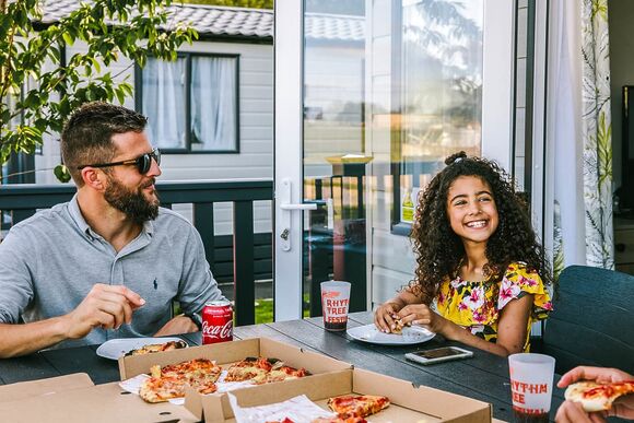 Premium 2 Bed (Pet) - Green Hill Farm Holiday Village, Landford,  Nr Salisbury