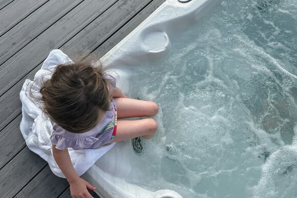 Exclusive Lodge 4 bed HT - Green Hill Farm Holiday Village, Landford,  Nr Salisbury