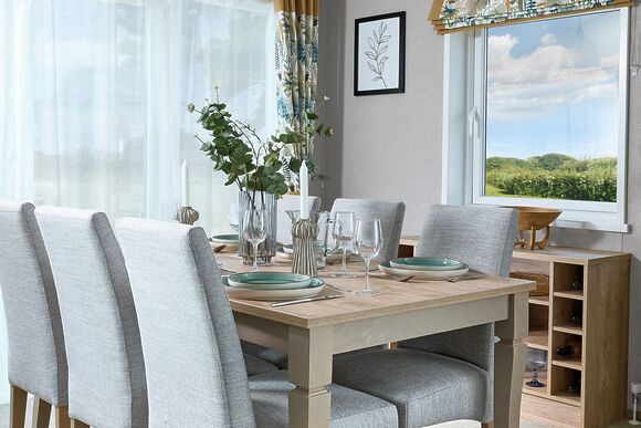 Exclusive Lodge 4 bed HT - Green Hill Farm Holiday Village, Landford,  Nr Salisbury