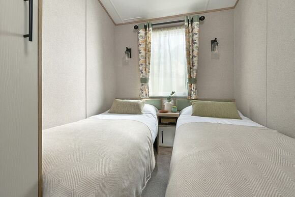 Premium 2 bed HT Pet - Green Hill Farm Holiday Village, Landford,  Nr Salisbury