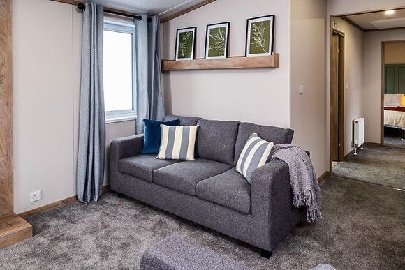 Exclusive 3 bedroom Sauna Lodge sleeps 6 - Green Hill Farm Holiday Village, Landford,  Nr Salisbury