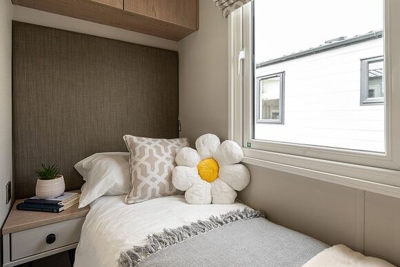 Premium 4 bedroom Holiday Home sleeps 8 - Green Hill Farm Holiday Village, Landford,  Nr Salisbury