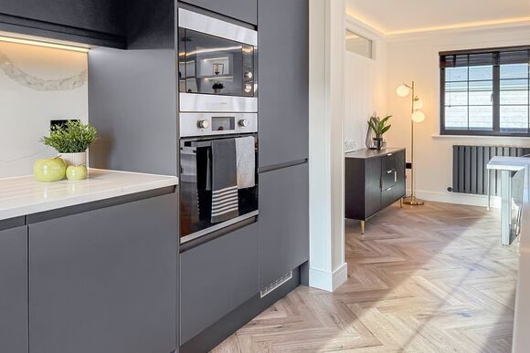 Autograph Hot Tub 2 bed Luxury Lodge sleeps 4 - Green Hill Farm Holiday Village, Landford,  Nr Salisbury