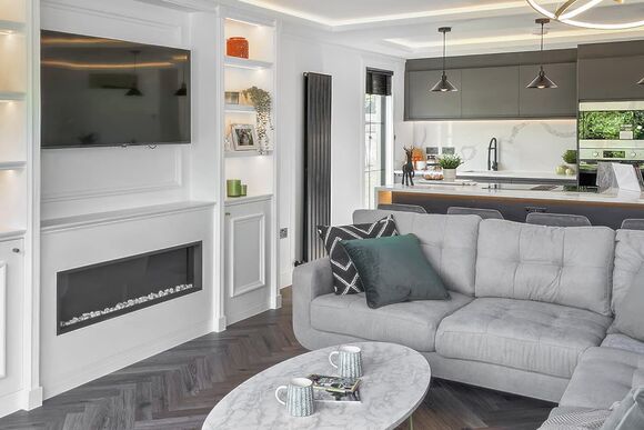 Autograph Hot Tub 2 bed Luxury Lodge sleeps 4 Pet - Green Hill Farm Holiday Village, Landford,  Nr Salisbury