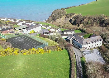 Gilfach Holiday Apartments, Gilfach-Yr-Halen