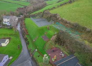 Gilfach Holiday Apartments, Gilfach-Yr-Halen