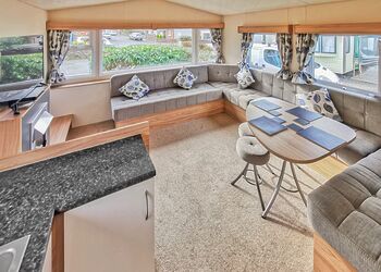 Gold Plus 3 Sea View Sleeps 6 (Pet) - Gilfach Holiday Apartments, Gilfach-Yr-Halen