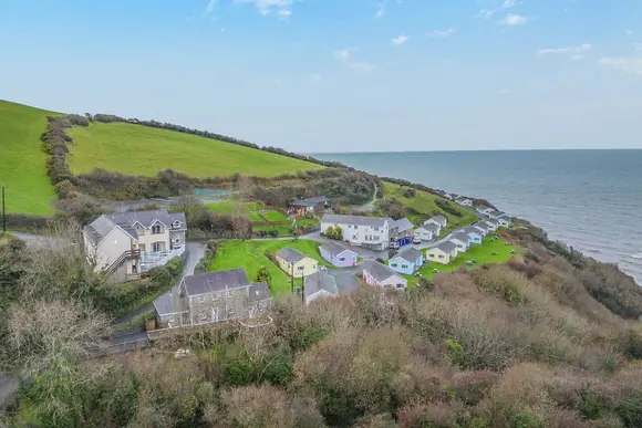 Gilfach Holiday Apartments, Gilfach-Yr-Halen