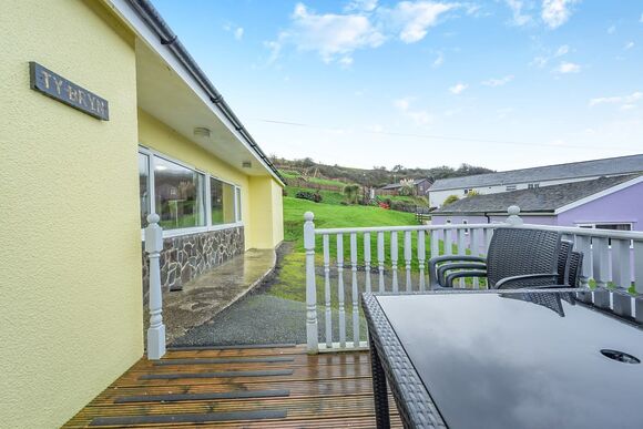 Silver 3 Chalet - Gilfach Holiday Apartments, Gilfach-Yr-Halen