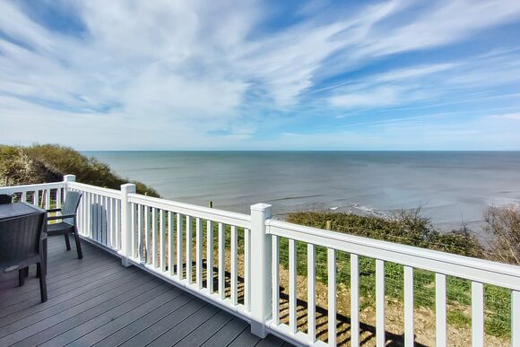 Gold Plus 3 Sea View Sleeps 6 (Pet) - Gilfach Holiday Apartments, Gilfach-Yr-Halen