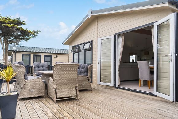 Lookout Lodge - Gimblet Rock, Gimblet Rock, Pwllheli