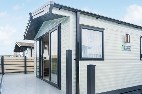 Lookout Lodge - Gimblet Rock, Gimblet Rock, Pwllheli