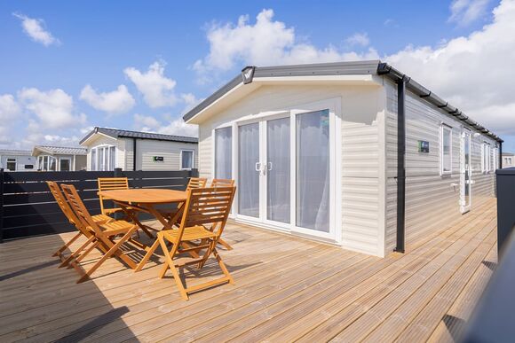 Platinum 3 (Pet) - Gimblet Rock, Gimblet Rock, Pwllheli