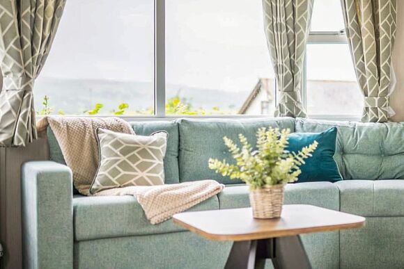 Platinum 2 - Gimblet Rock, Gimblet Rock, Pwllheli