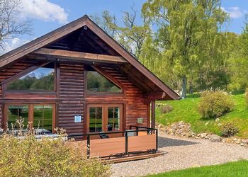 Clova Lodge - Glen Clova Lodges, Nr Kirriemuir