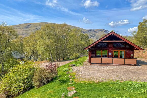 Hideaway Lodge - Glen Clova Lodges, Nr Kirriemuir