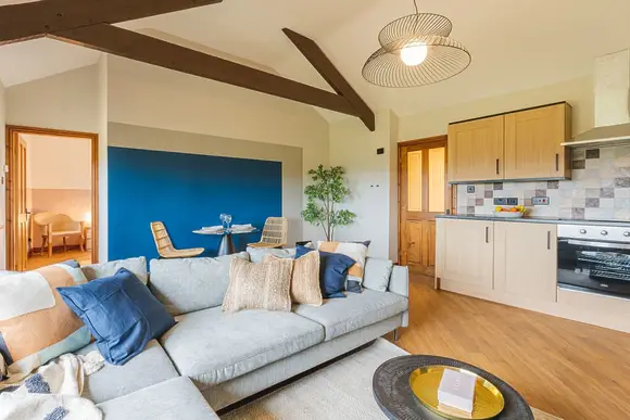 Glan Morfa Lodge Retreat, Llangafo