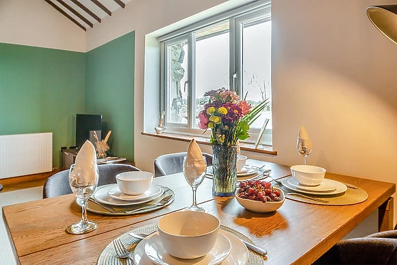 Swallow Cottage - Glan Morfa Lodge Retreat, Llangafo