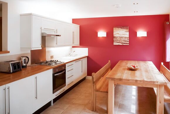 Golden Oak 2 Bed Pet Free - Glentress Forest, Peebles