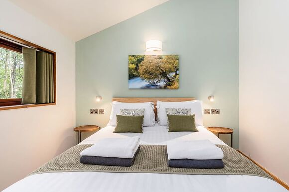 Golden Oak 3 Bed Pet Free (2 double and 1 twin) - Glentress Forest, Peebles