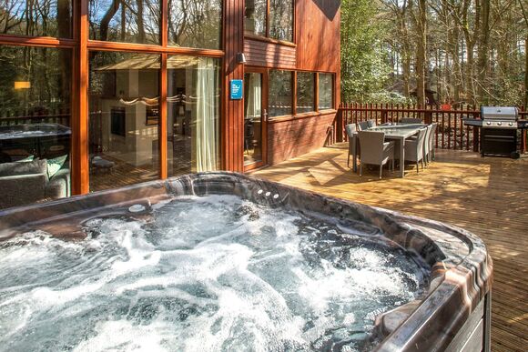 Golden Oak 3 Bed Pet (2 doubles and 1 twin) - Glentress Forest, Peebles