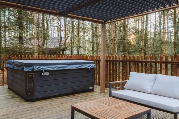 The Unfurl Cabin 4 bed Pet Free - Glentress Forest, Peebles