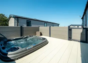 Green Meadows Country Park, Blackford